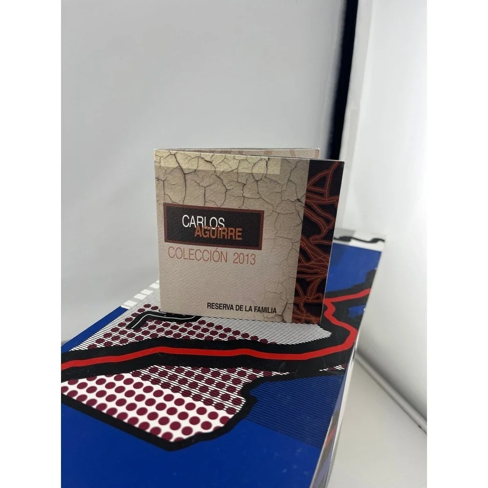 Jose‎ Cuervo reserve de La familia limited edition box